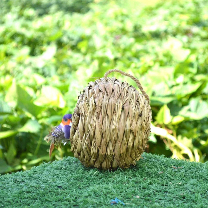 2024 New Birds Nest Bird Cage Grass Egg Cage Bird House Outdoor Decorative Weaved Hanging Parrot Nest Houses Pet Bedroom