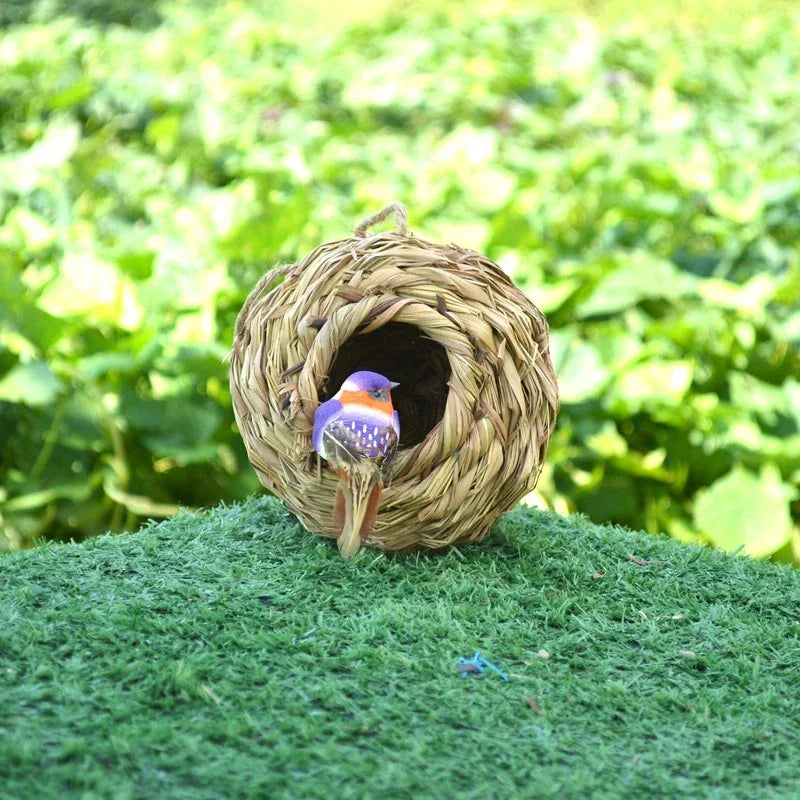 2024 New Birds Nest Bird Cage Grass Egg Cage Bird House Outdoor Decorative Weaved Hanging Parrot Nest Houses Pet Bedroom